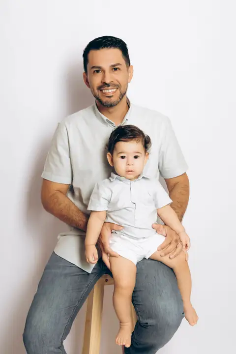 Family and maternity portrait by By Ender Photography 4
