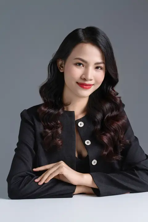 Personal branding portrait photo 7 by By Ender Photography
